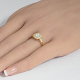 <span style="color:purple">¡ESPECIAL!</span> Anillo de compromiso con halo de diamantes talla cojín de .81 ct, color G, pureza SI, oro amarillo de 14K, talla 6.5