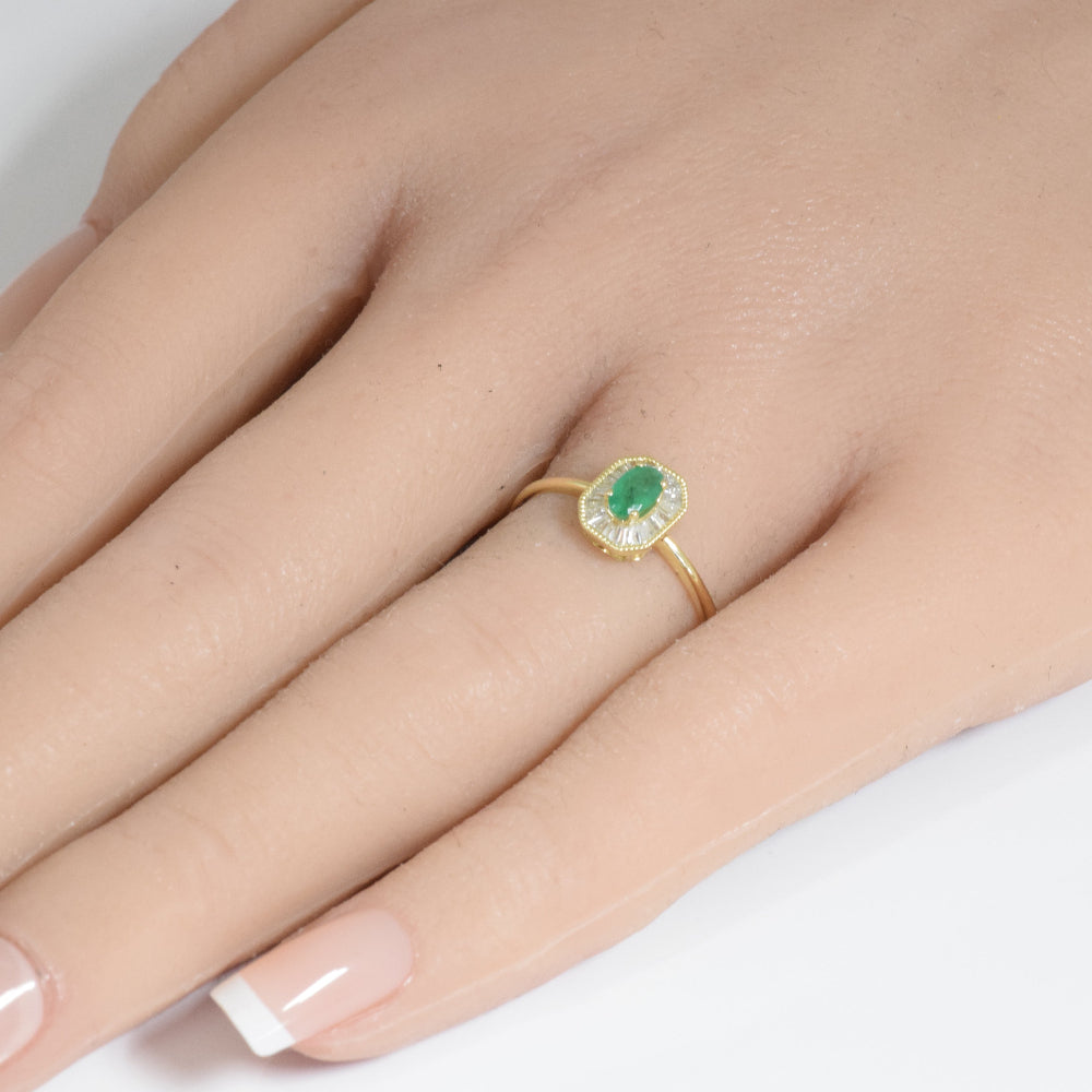 .45ct G SI 14K Yellow Gold Baguette Diamond & Emerald Gemstone Ring Size 6.5