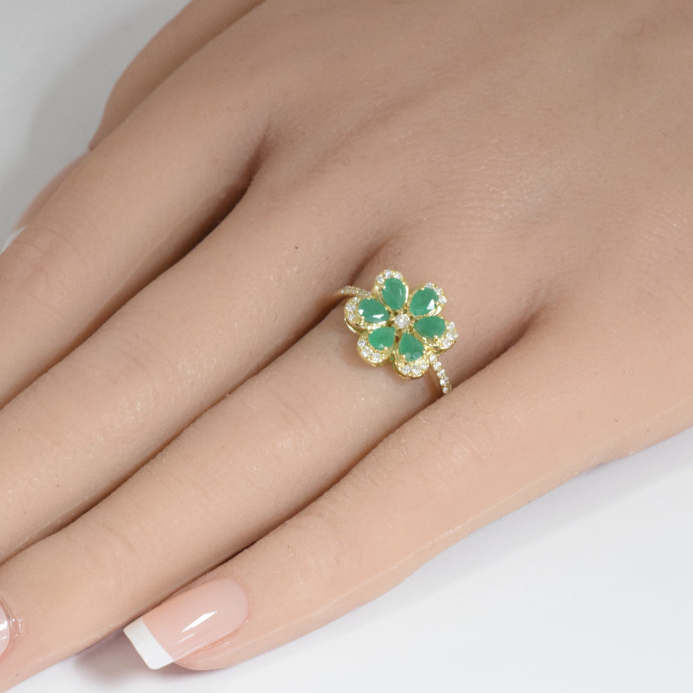 .96ct G SI 14K Yellow Gold Diamond & Emerald Gemstone Flower Ring Size 6.5