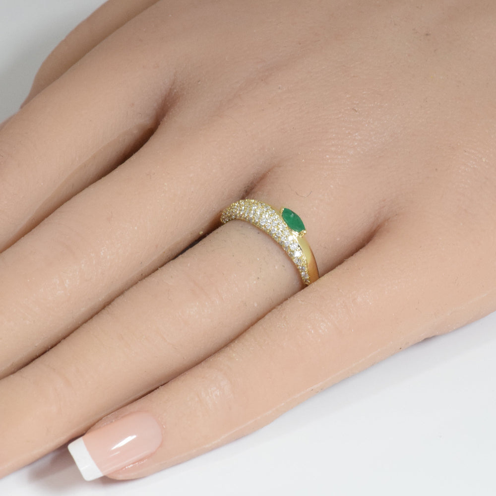 .53ct G SI 14K Yellow Gold Diamond & Emerald Gemstone Pave Set Ring Band Size 6.5