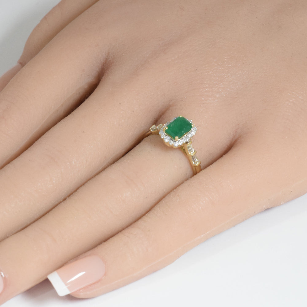 .95ct G SI 14K Yellow Gold Diamond & Emerald Gemstone Ring Size 6.5