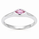 <span style="color:purple">¡ESPECIAL!</span> Anillo de oro amarillo de 14 kt con gema de zafiro rosa engastada en bisel de .28 ct G SI, talla 6.5