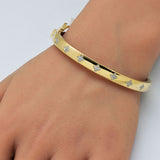 .23ct G SI 14K Yellow Gold  Round Diamond Clover Style Bangle Bracelet