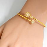 <span>DIAMOND CLOSEOUT! </span>.25ct G SI 14K Yellow Gold Diamond Wrap around Palm Tree Bangle Bracelet 7" Long