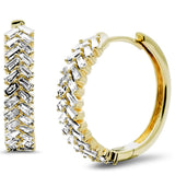 <span style="color:purple">¡ESPECIAL!</span> Aretes de aro de oro amarillo de 14K con diamantes baguette de .62ct G SI