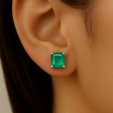<span style="color:purple">¡ESPECIAL!</span>Pendientes de tuerca de oro blanco de 14K con esmeraldas de 3,10 ct G SI