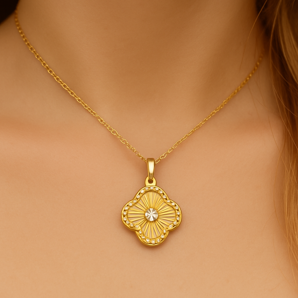 .13ct G SI 14K Yellow Gold Clover Style Diamond Pendant Necklace 18" Chain