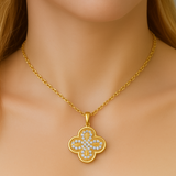 .25ct G SI 14kt Yellow Gold Diamond Clover Medallion Disc Pendant Necklace 18" long