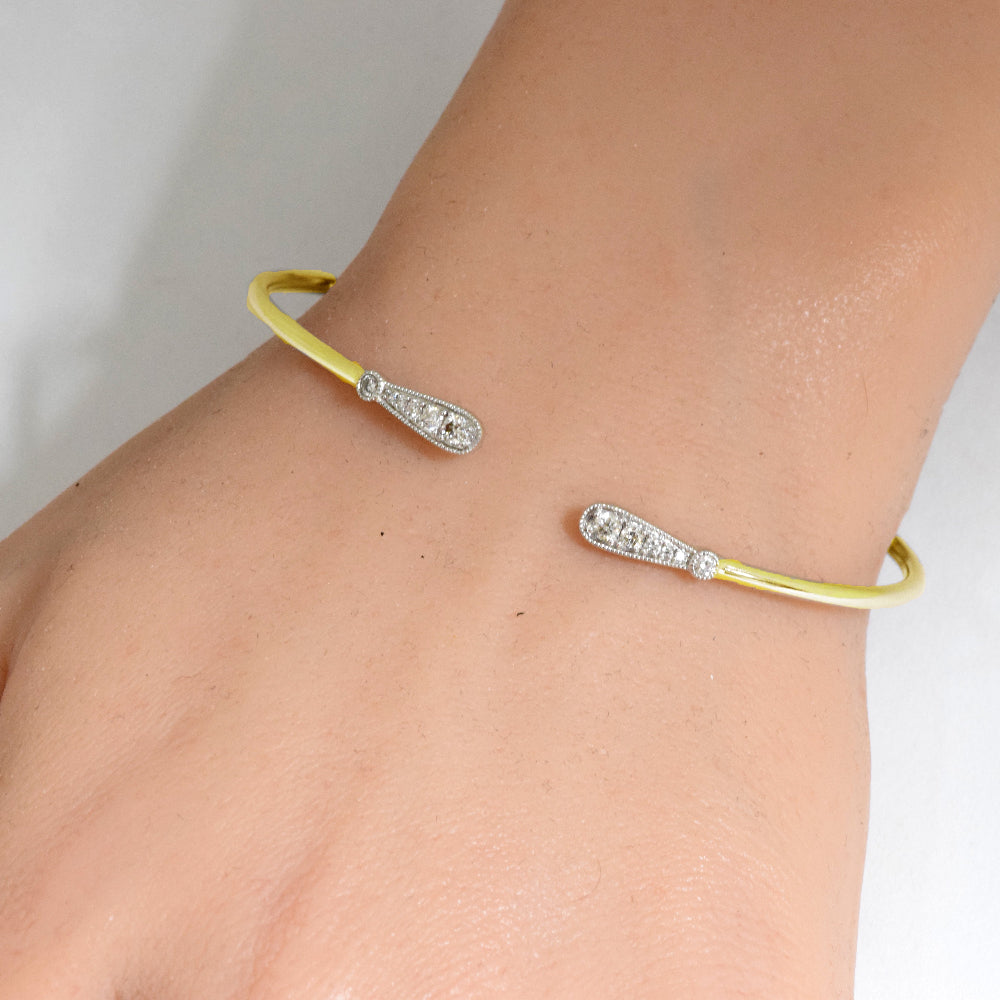 .24ct G SI 14K Yellow Gold Diamond Flexible Open Bangle Bracelet