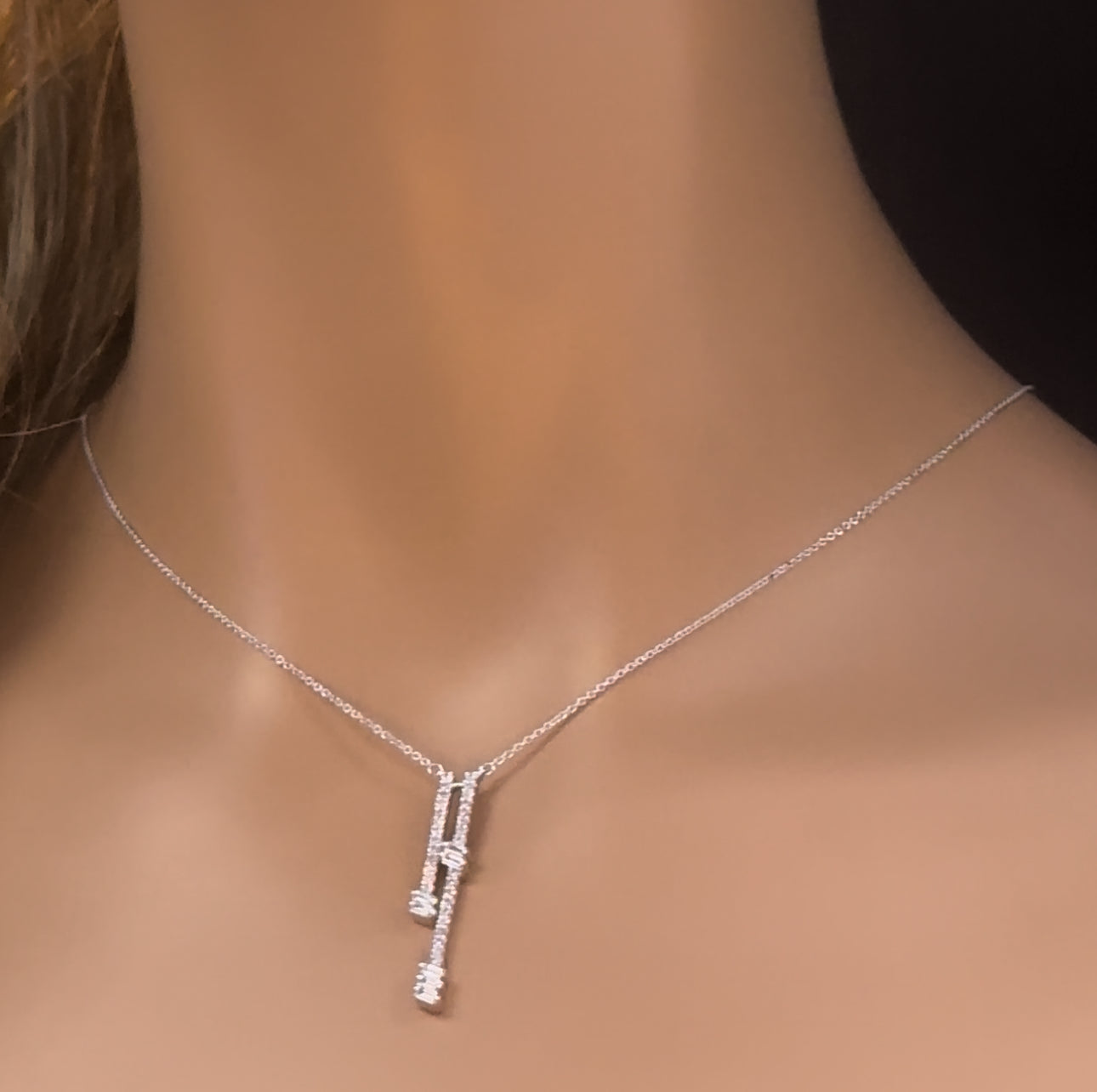 .55ct G SI 14K White Gold Diamond Round & Baguette Drop Pendant Necklace 18" Long