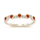 Anillo de oro amarillo de 14K con diamante y rubí de .30ct G SI, talla 6.5