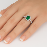 .64ct G SI 14K White Gold Diamond & Emerald Gemstone Ring Size 6.5