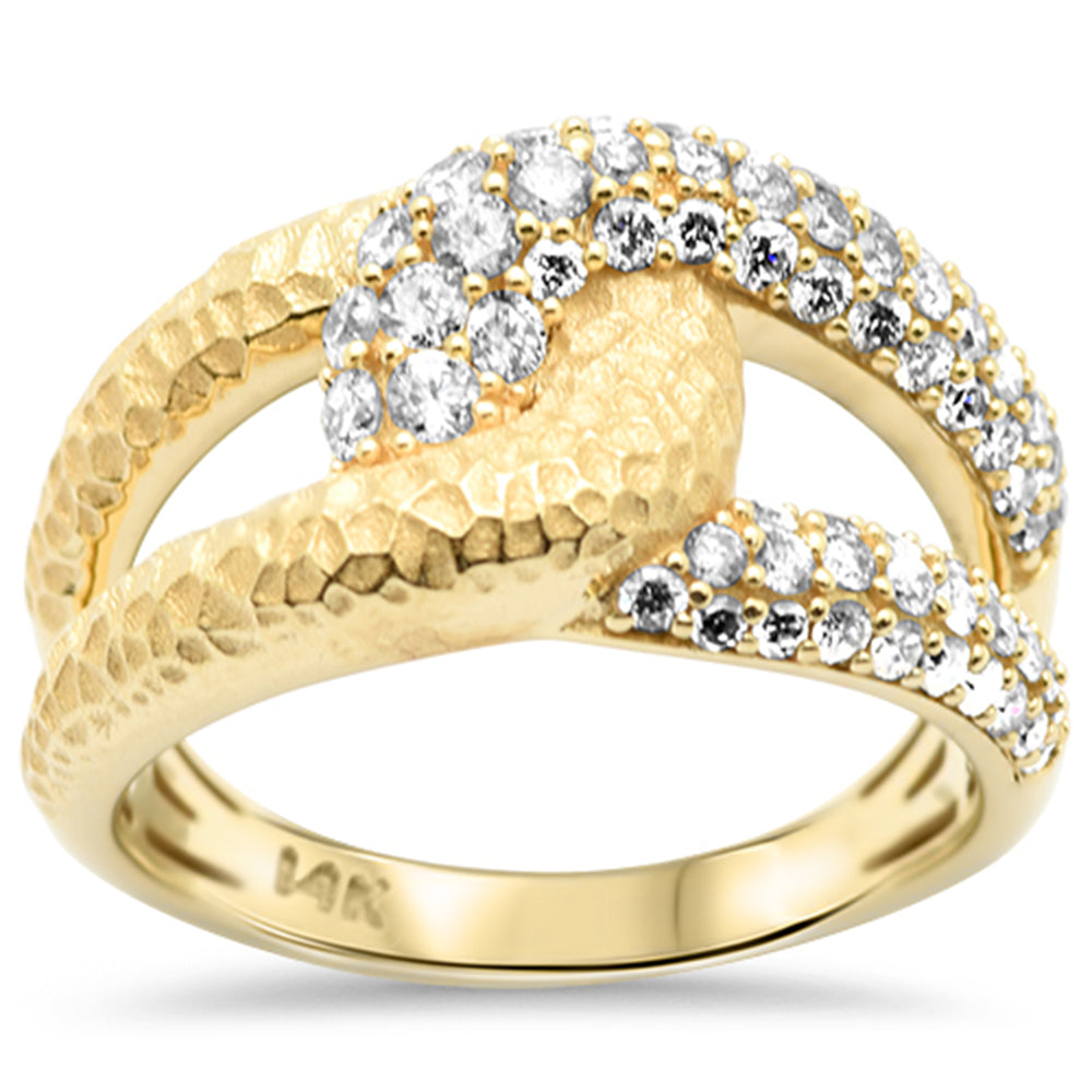 <span style="color:purple">¡ESPECIAL!</span>.74ct G SI 14K Oro Amarillo Diamante Redondo Entrelazado Anillo de Oro con Acabado Martillado Talla 6.5