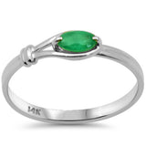 Anillo con gema de esmeralda de .26 qt, color G, pureza SI, oro blanco de 14K, talla 6.5