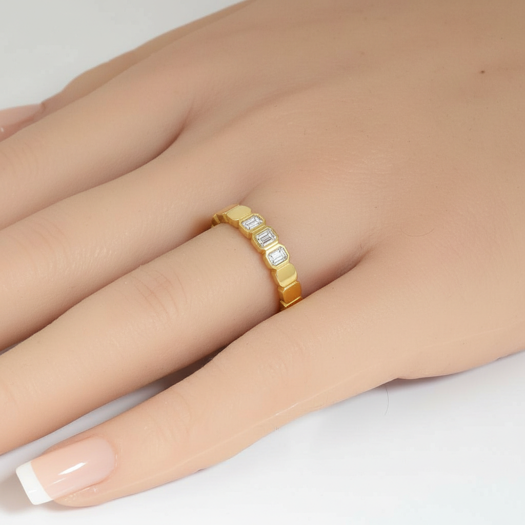 <span style="color:purple">SPECIAL!</span> .31ct G SI 14kt Yellow Gold Diamond Bezel Set Band Ring Size 6.5
