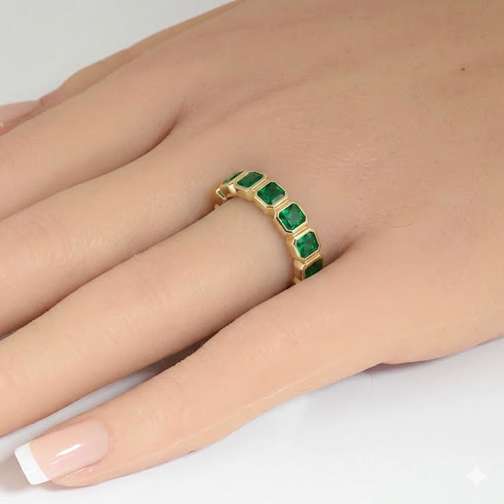 .71ct G SI 14kt Yellow Gold Emerald Bezel Set Gemstone Ring Size 6.5