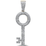 <span>¡LIQUIDACIÓN DE DIAMANTES! </span> Colgante de charm en forma de llave, con diamantes engastados, de oro amarillo de 10K, .57ct G SI