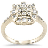 <span>DIAMOND CLOSEOUT! </span>.26ct G SI 14K Yellow Gold Diamond Round & Baguette Ring Size 6.5