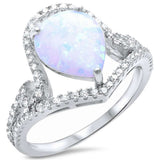 <span>¡REBAJAS! </span>Anillo de plata de ley .925 con ópalo blanco en forma de pera y circonita cúbica